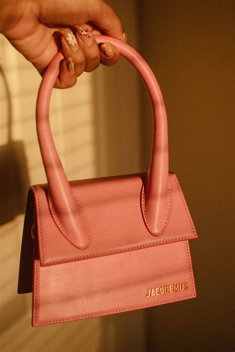 jacquemus le chiquito moyen bag